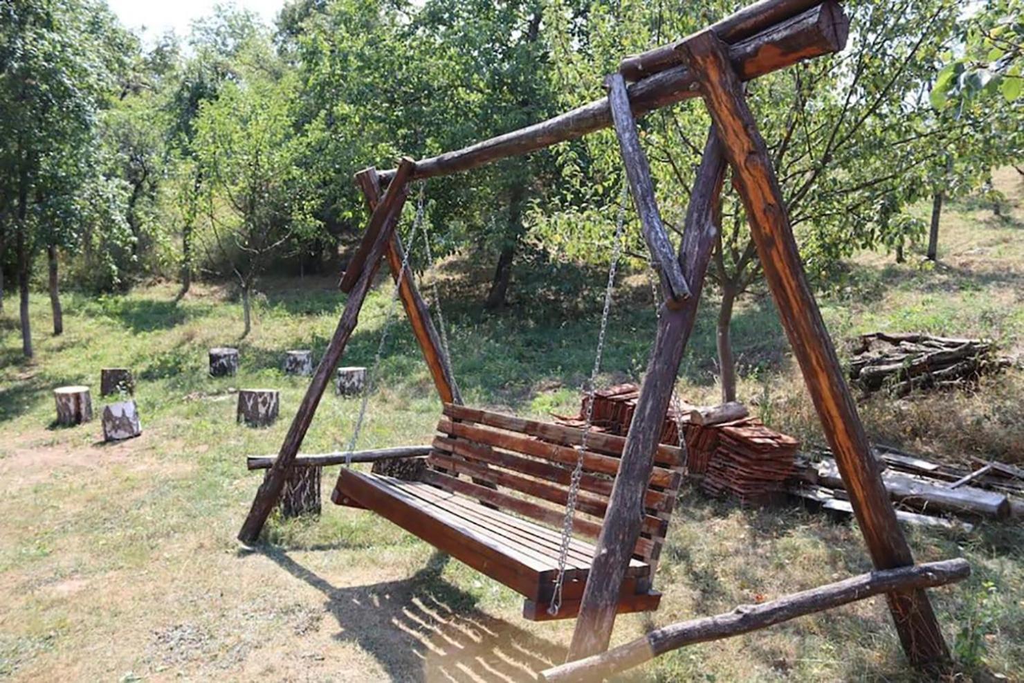 Salas U Bregu In Cheile Carasului Crasova Εξωτερικό φωτογραφία